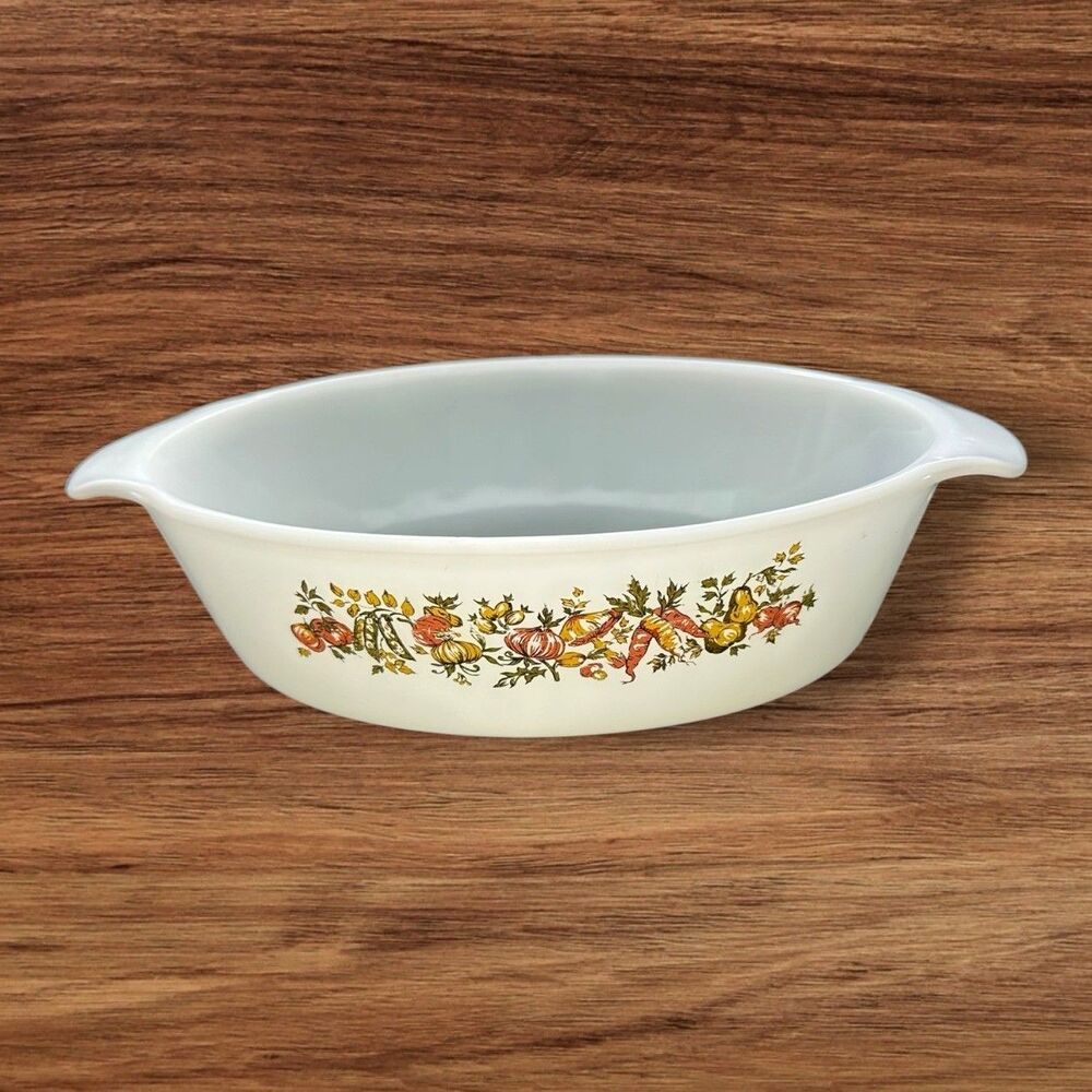 Anchor Hocking Spice of Life 1.5 Qt Casserole Dish Milk Glass Tab Handle